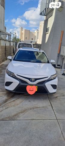 טויוטה קאמרי