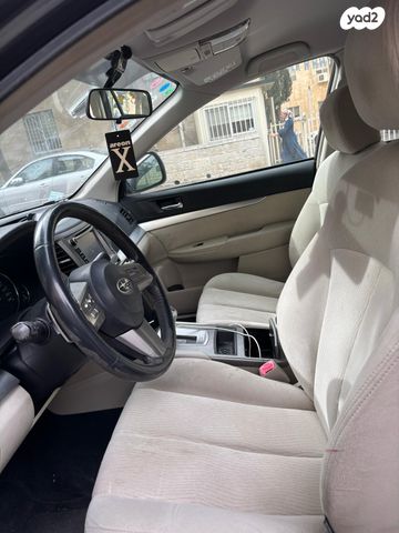 סובארו אאוטבק