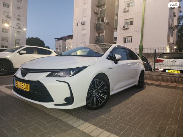 מודעת רכב טויוטה קורולה