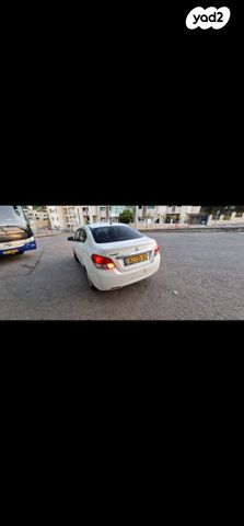 מיצובישי אטראז'