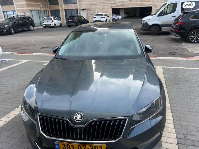 מודעת רכב סקודה סופרב