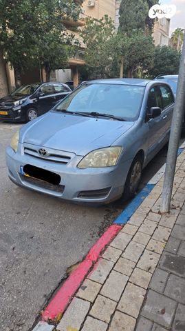 טויוטה קורולה