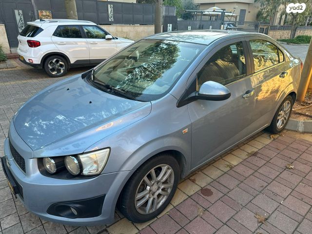 שברולט סוניק