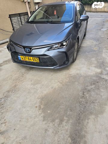טויוטה קורולה