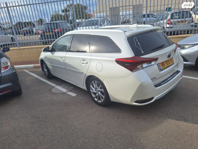 טויוטה אוריס