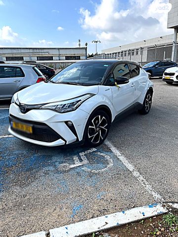 טויוטה C-HR