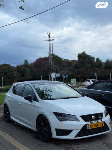 מודעת רכב סיאט לאון