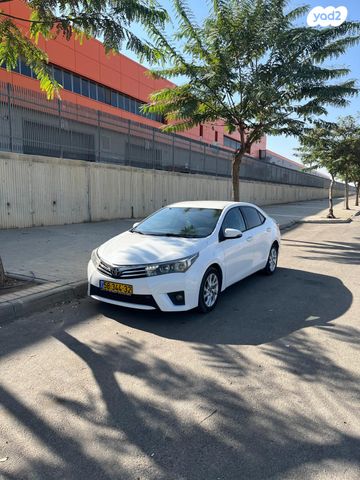 טויוטה קורולה