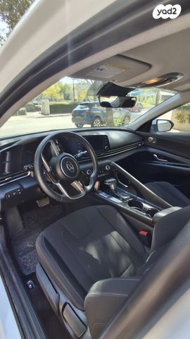 יונדאי אלנטרה