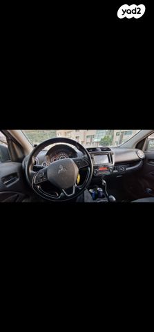 מיצובישי אטראז'