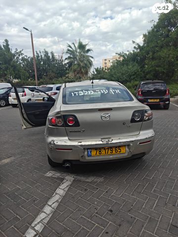 מאזדה 3