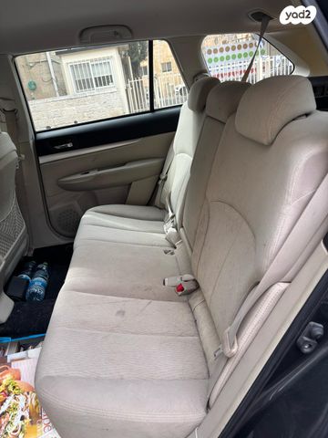 סובארו אאוטבק