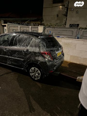 טויוטה יאריס