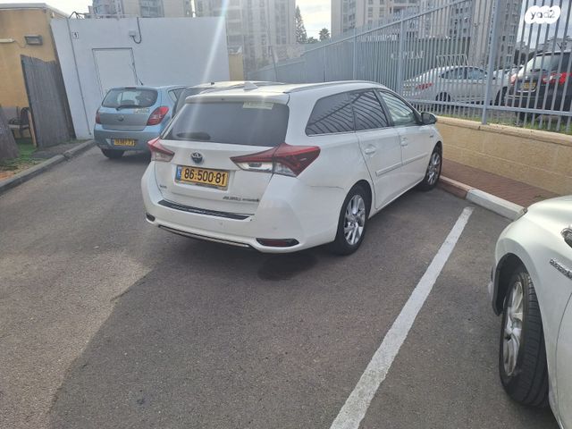 טויוטה אוריס