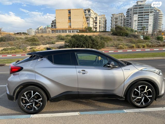 טויוטה C-HR