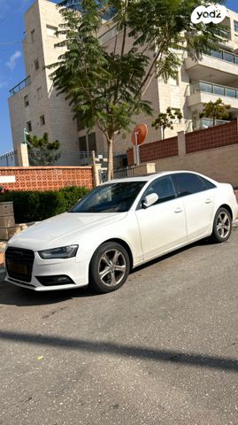 אאודי A4