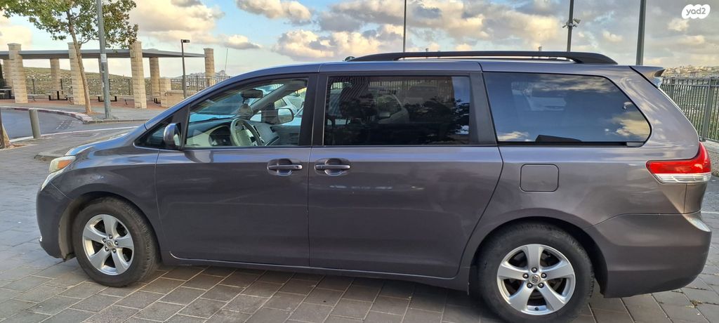 טויוטה סיינה