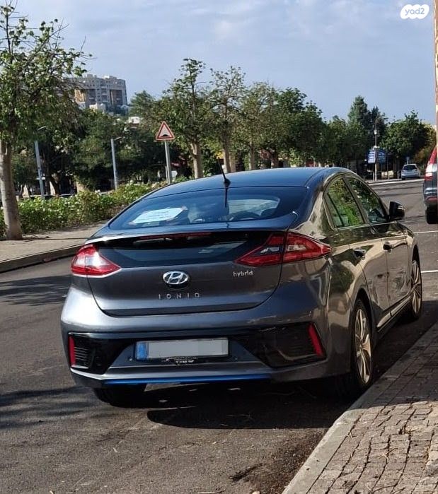 יונדאי איוניק