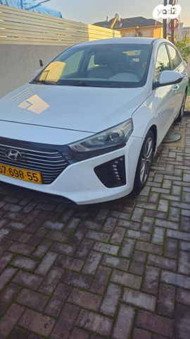 יונדאי איוניק