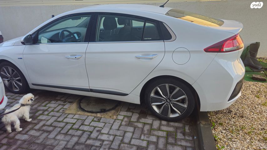 יונדאי איוניק