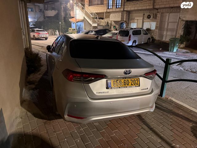 טויוטה קורולה