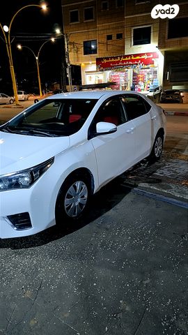 טויוטה קורולה