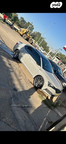 מודעת רכב סקודה סופרב