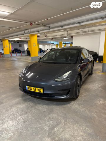 טסלה מודל 3