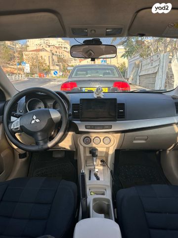 מיצובישי לנסר