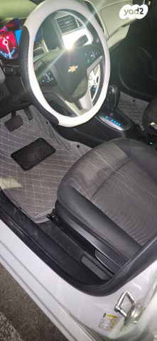 שברולט סוניק