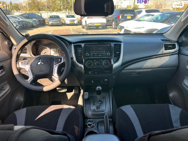 מודעת רכב מיצובישי טרייטון / L200 2