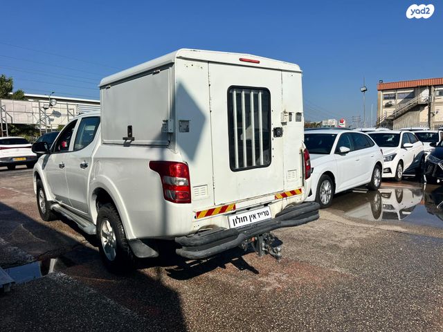 מיצובישי טרייטון / L200