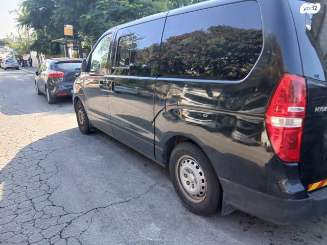 יונדאי H-1 / i800