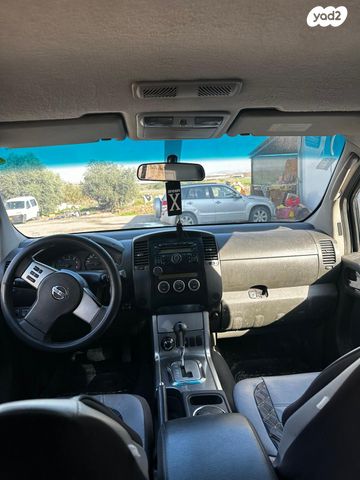 ניסאן נבארה