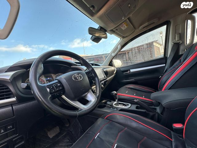 טויוטה היילקס