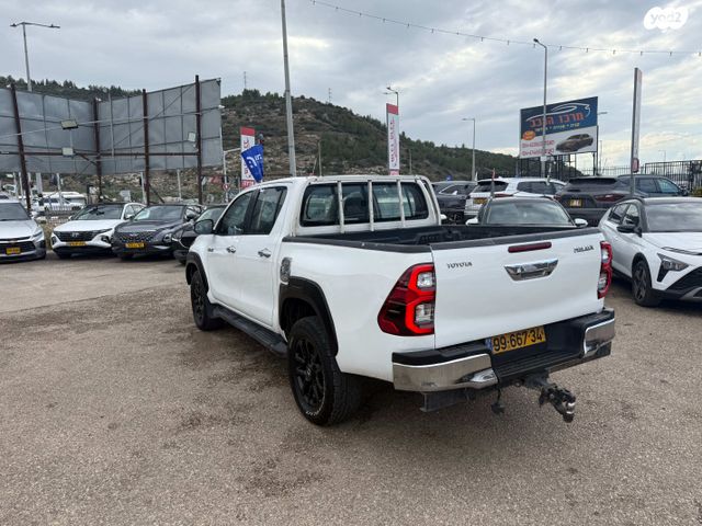 טויוטה היילקס