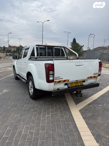 איסוזו די-מקס