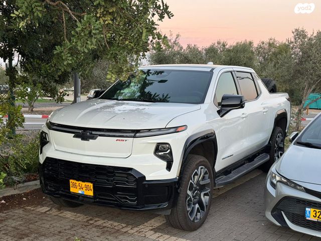 מודעת רכב שברולט סילברדו EV