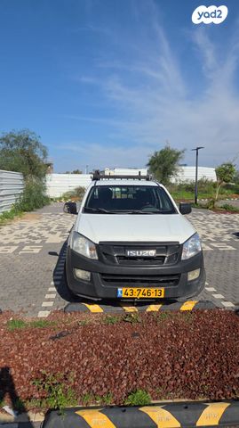 מודעת רכב איסוזו די-מקס