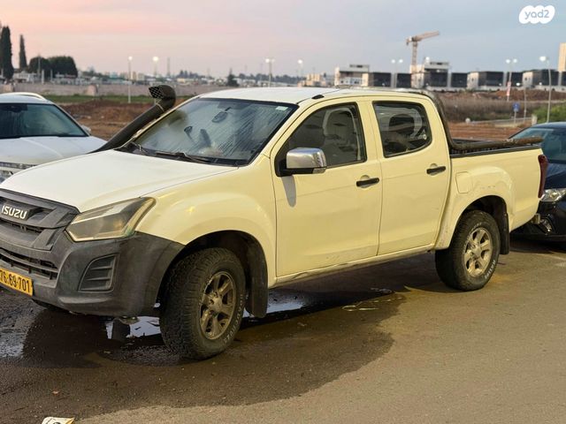 מודעת רכב איסוזו די-מקס