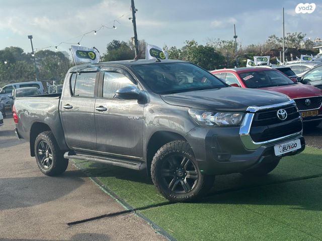 טויוטה היילקס