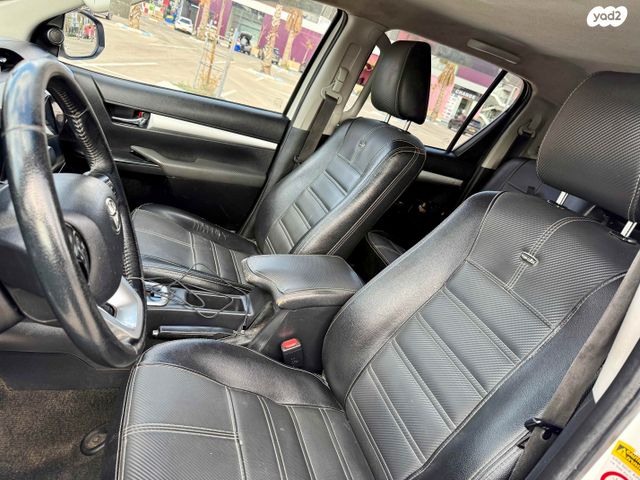 טויוטה היילקס