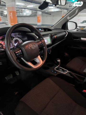 טויוטה היילקס