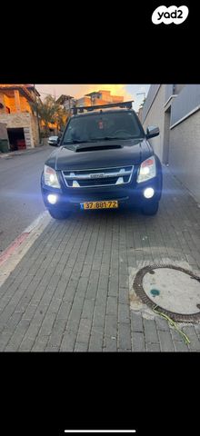 מודעת רכב איסוזו די-מקס