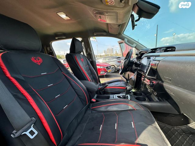 טויוטה היילקס