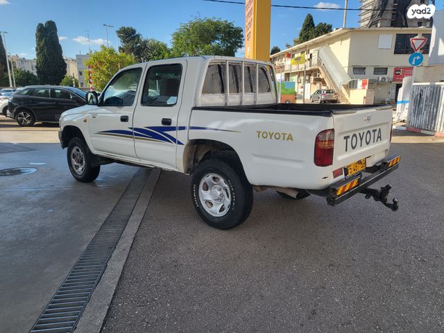 טויוטה היילקס