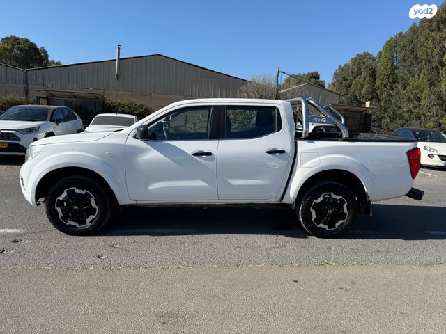 ניסאן נבארה