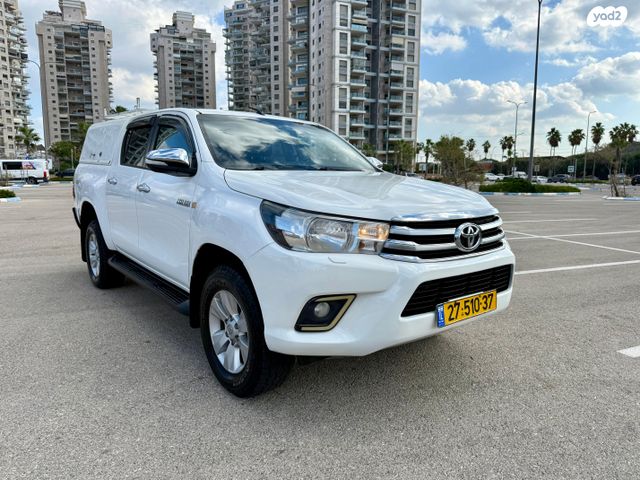 טויוטה היילקס