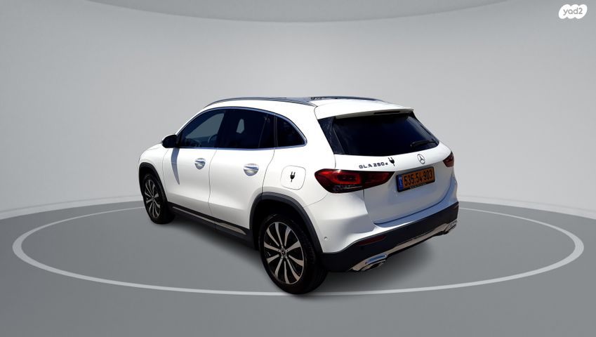 מרצדס-בנץ GLA