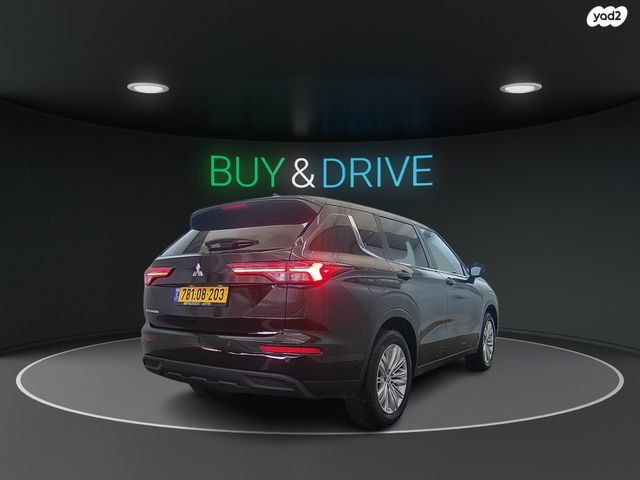 מיצובישי אאוטלנדר